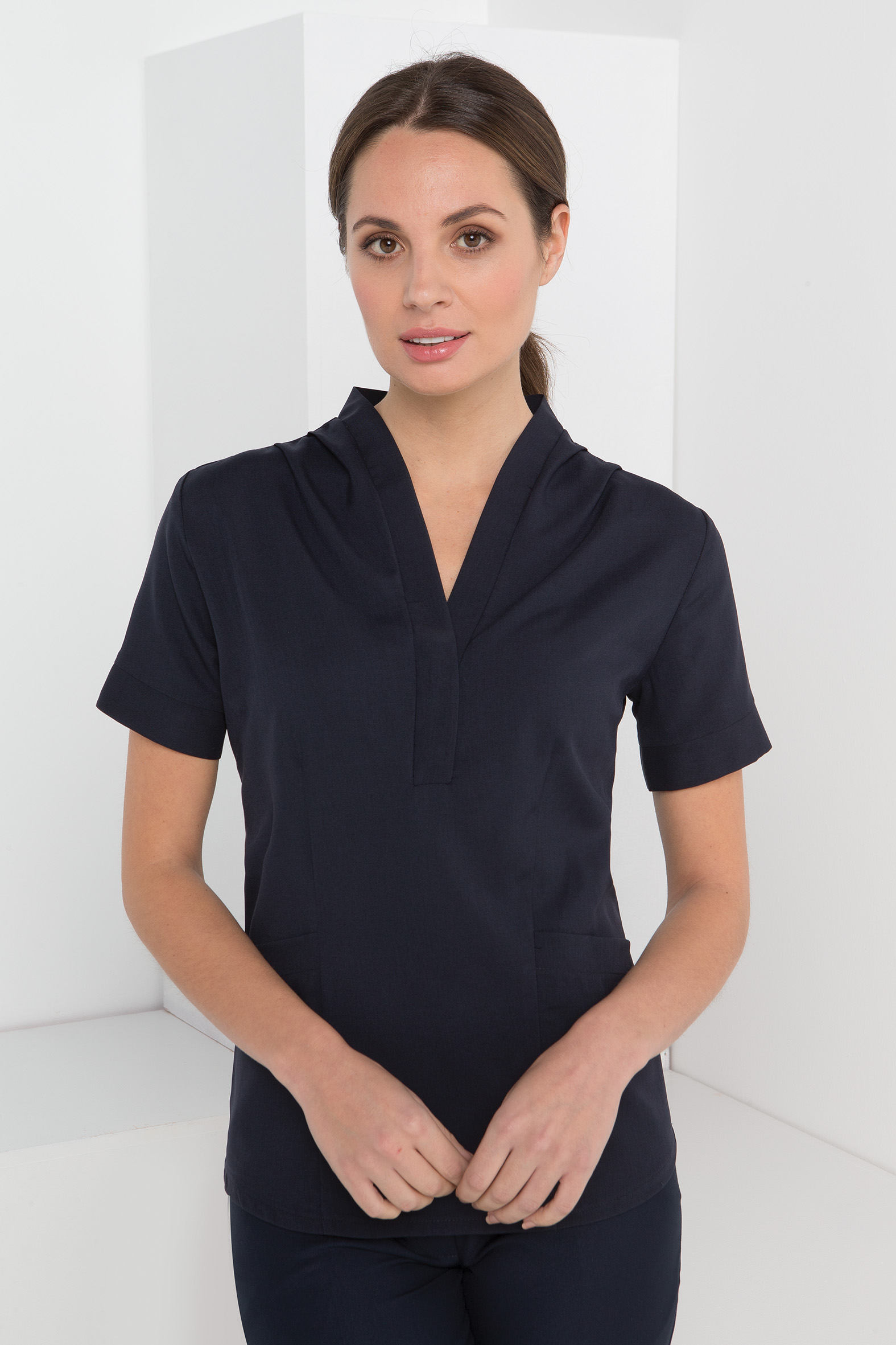 Tunic shirt with pockets